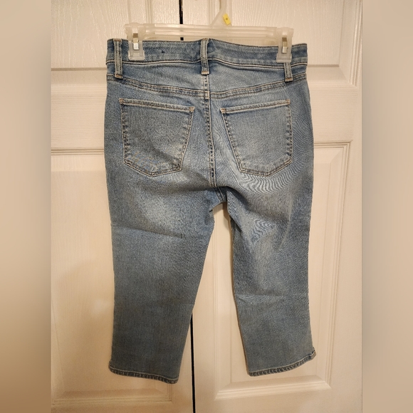 Talbots Capri - Picture 3 of 5